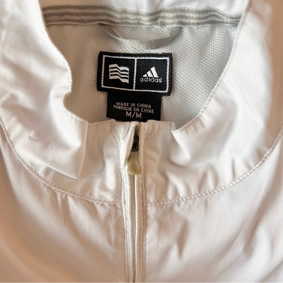 ADIDAS WHITE LIGHT SPORTS RUNNING JACKET WOMEN GYM EMBROIDERED BLACK LOGO S-M - Picture 3 of 8